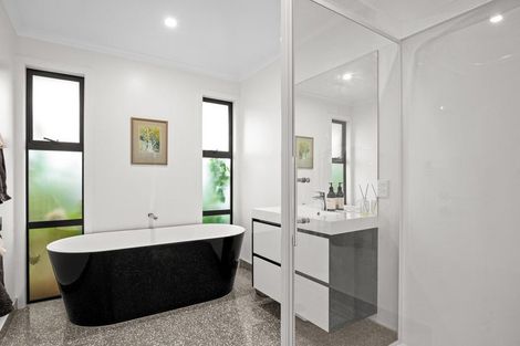 Photo of property in 76 Shields Street, Clyde, 9330