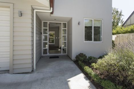Photo of property in 32 Hunter Crescent, Wanaka, 9305