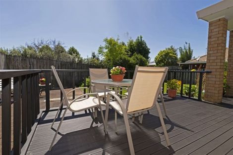 Photo of property in 12 Martin Jugum Lane, Ranui, Auckland, 0612