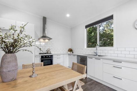 Photo of property in 100 Oxford Road, Okato, 4335