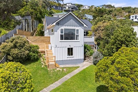 Photo of property in 68 Kinghorne Street, Strathmore Park, Wellington, 6022