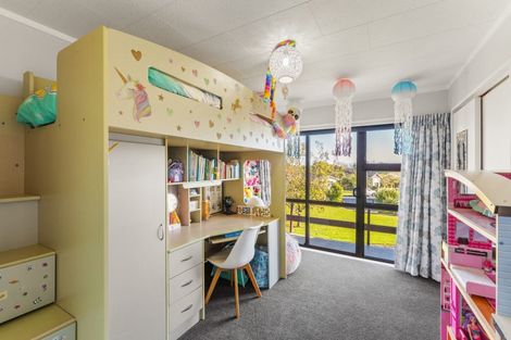 Photo of property in 28 Brandon Street, Otaki, 5512