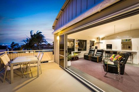 Photo of property in 44a Spinnaker Drive, Te Atatu Peninsula, Auckland, 0610