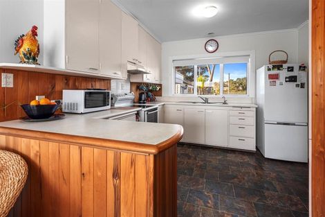 Photo of property in 6 George Point Road, Onerahi, Whangarei, 0110