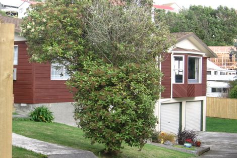 Photo of property in 10 Cambrian Street, Churton Park, Wellington, 6037