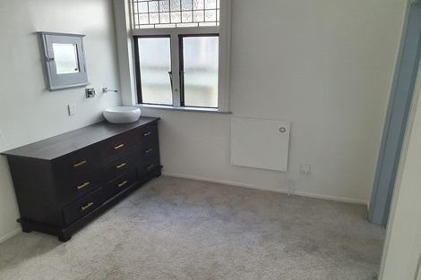 Photo of property in 19 Central Terrace, Kelburn, Wellington, 6012