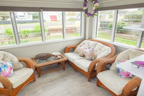 Photo of property in 15 Andrews Street, Foxton Beach, Foxton, 4815