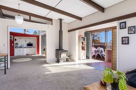 Photo of property in 8 Rewa Street, Inglewood, 4330