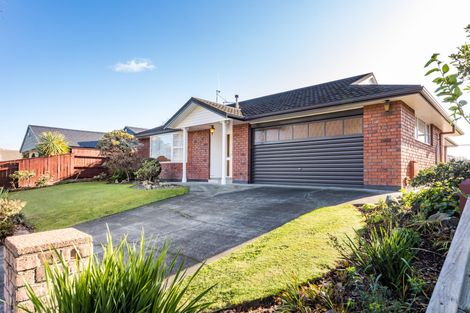 Photo of property in 12 Aintree Crescent, Awapuni, Palmerston North, 4412