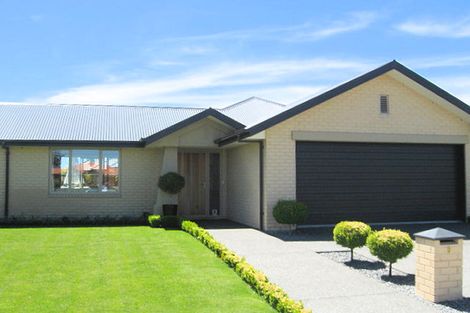 Photo of property in 9 Lassiter Green, Northwood, Christchurch, 8051