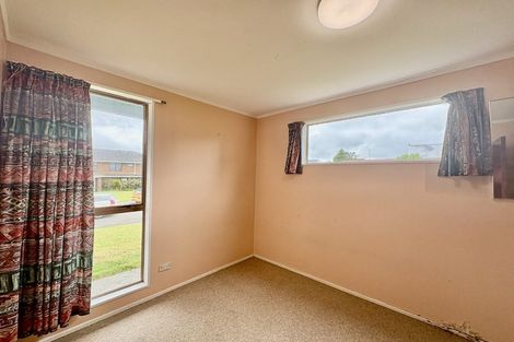 Photo of property in 104a Allington Road, Karori, Wellington, 6012