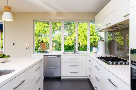 Photo of property in 55 Puflett Road, Havelock North, 4130