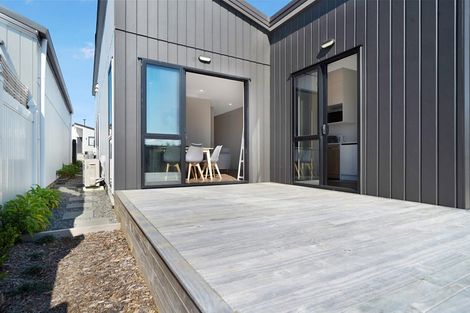 Photo of property in 18 Mata Road, Massey, Auckland, 0614