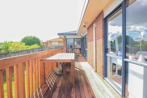 Photo of property in 38 Awaroa Road, Sunnyvale, Auckland, 0612