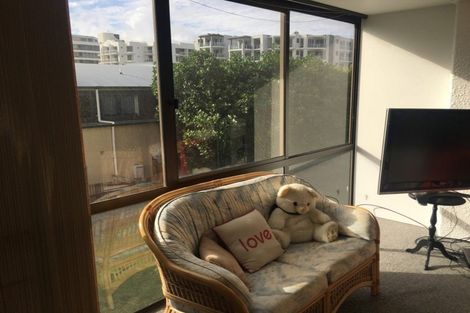 Photo of property in 40 Maunganui Road, Mount Maunganui, 3116