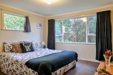 Photo of property in 136a Seaview Road, Westown, New Plymouth, 4310