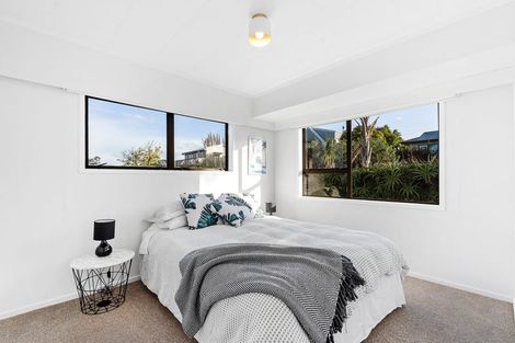 Photo of property in 22 Kawau View Road, Snells Beach, 0920