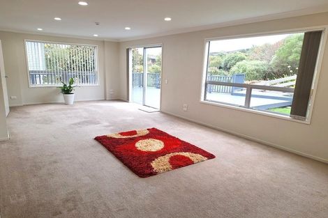 Photo of property in 82a Kirton Drive, Riverstone Terraces, Upper Hutt, 5018