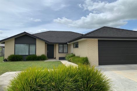 Photo of property in 14 Kowhai Drive, Cambridge, 3434