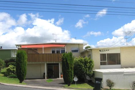 Photo of property in 2/16 Seaview Road, Milford, Auckland, 0620