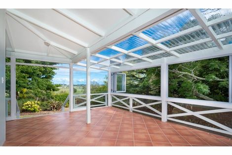 Photo of property in 147 Mangakura Road, Helensville, 0875