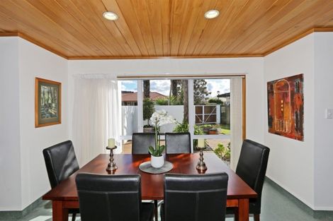 Photo of property in 5 Cadogan Lane, Taradale, Napier, 4112