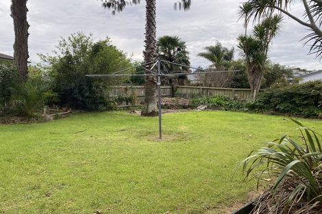 Photo of property in 82 Moire Road, Massey, Auckland, 0614