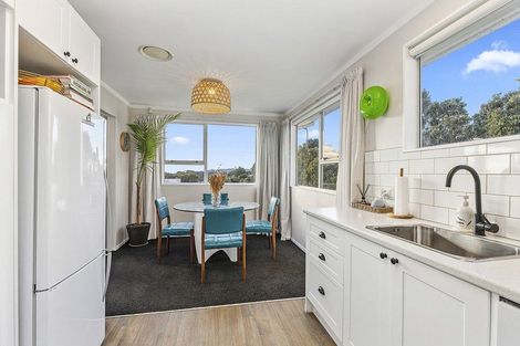 Photo of property in 2 Adventure Drive, Whitby, Porirua, 5024