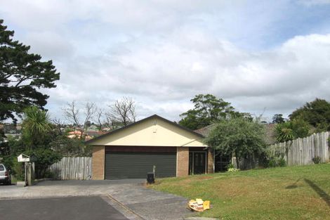 Photo of property in 13 Owl Court, Unsworth Heights, Auckland, 0632