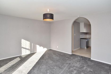Photo of property in 1/5 James Condon Place, Redwood, Christchurch, 8051