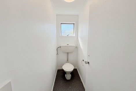 Photo of property in 38 Chislehurst Street, Henderson, Auckland, 0612