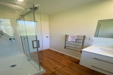 Photo of property in 3 Merchant Avenue, Te Atatu South, Auckland, 0610