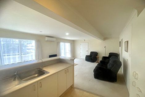 Photo of property in 4/28 Third Avenue, Tauranga, 3110