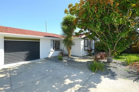 Photo of property in 18 Pahau Place, Cracroft, Christchurch, 8025
