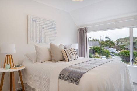 Photo of property in 8a Alister Way, Churton Park, Wellington, 6037