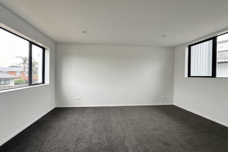 Photo of property in 105a Bond Crescent, Forrest Hill, Auckland, 0620