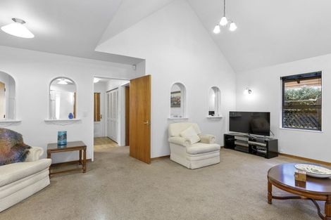 Photo of property in Barton Mews, 1/406 Fergusson Drive, Heretaunga, Upper Hutt, 5018