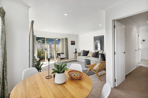 Photo of property in Miramar Villas, 16/3u Byron Street, Miramar, Wellington, 6022