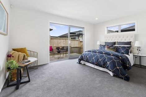 Photo of property in 16 Silver Beech Street, Takanini, 2110