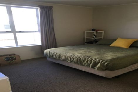 Photo of property in 9a Rawene Street, Waikanae, 5036