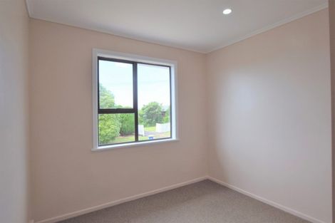 Photo of property in 125 Mcleod Road, Te Atatu South, Auckland, 0610
