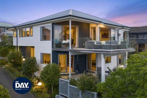 Photo of property in 1/60 Penzance Road, Mairangi Bay, Auckland, 0630