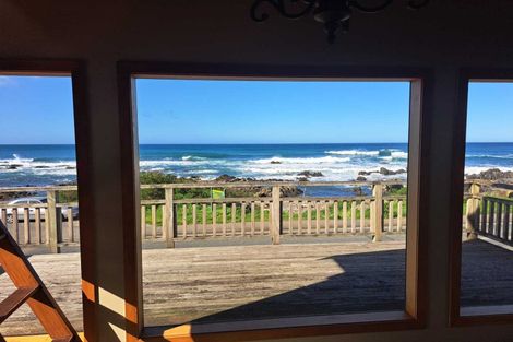 Photo of property in 158 Owhiro Bay Parade, Owhiro Bay, Wellington, 6023