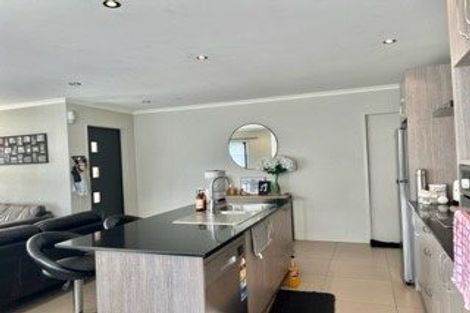 Photo of property in 108 Tapu Road, Huapai, Kumeu, 0810