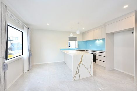Photo of property in 6 Jodie Place, Flat Bush, Auckland, 2023