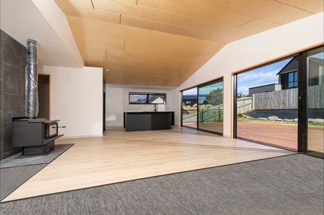 Photo of property in 41 Mount Linton Avenue, Wanaka, 9305