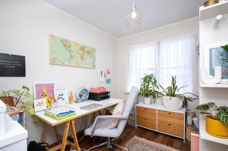 Photo of property in 118 Guppy Road, Taradale, Napier, 4112