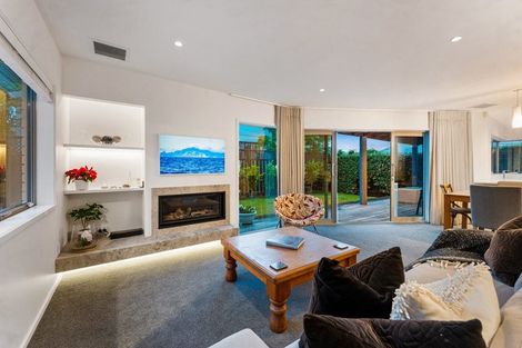 Photo of property in 2/2 Rahopara Street, Castor Bay, Auckland, 0620