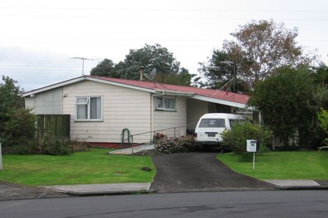 Photo of property in 10 Tiaka Place, Pakuranga, Auckland, 2010