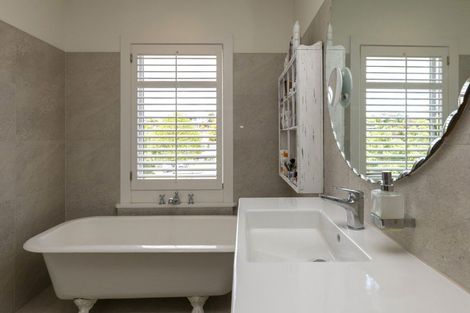 Photo of property in 22b Pipi Street, Two Mile Bay, Taupo, 3330